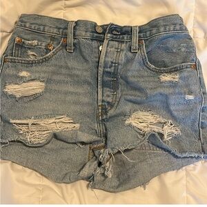 Blue 501 Levi jean shorts